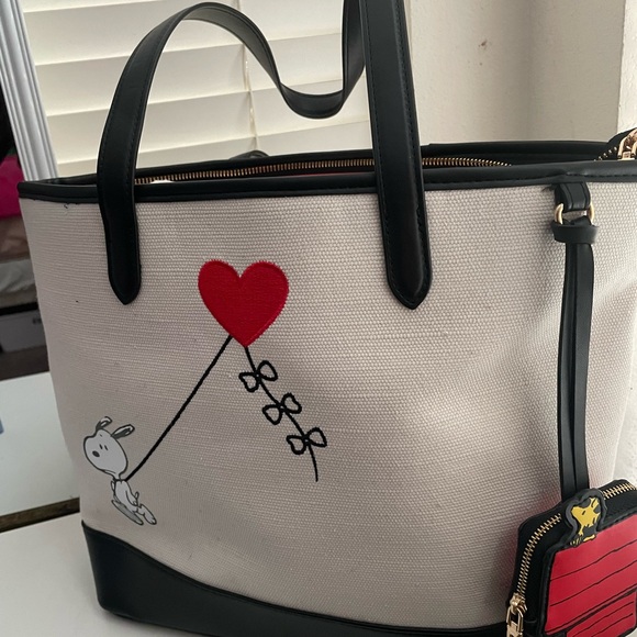 Peanuts Snoopy Tote Bag White and Black - Picture 2 of 4